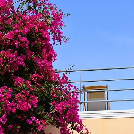 Kykladonisia Traditional Settlement Fira (Santorini)